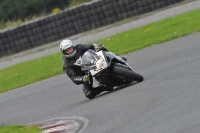 Motorcycle-action-photographs;cadwell;cadwell-park-photographs;event-digital-images;eventdigitalimages;motor-racing-louth-lincolnshire;no-limits-trackdays;peter-wileman-photography;trackday;trackday-digital-images;trackday-photos