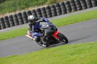 Motorcycle-action-photographs;cadwell;cadwell-park-photographs;event-digital-images;eventdigitalimages;motor-racing-louth-lincolnshire;no-limits-trackdays;peter-wileman-photography;trackday;trackday-digital-images;trackday-photos
