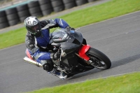 Motorcycle-action-photographs;cadwell;cadwell-park-photographs;event-digital-images;eventdigitalimages;motor-racing-louth-lincolnshire;no-limits-trackdays;peter-wileman-photography;trackday;trackday-digital-images;trackday-photos