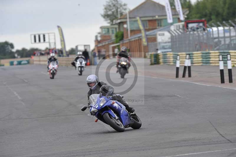 Motorcycle action photographs;cadwell;cadwell park photographs;event digital images;eventdigitalimages;motor racing louth lincolnshire;no limits trackdays;peter wileman photography;trackday;trackday digital images;trackday photos