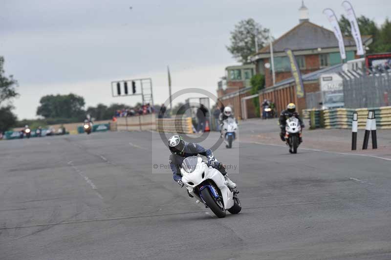 Motorcycle action photographs;cadwell;cadwell park photographs;event digital images;eventdigitalimages;motor racing louth lincolnshire;no limits trackdays;peter wileman photography;trackday;trackday digital images;trackday photos