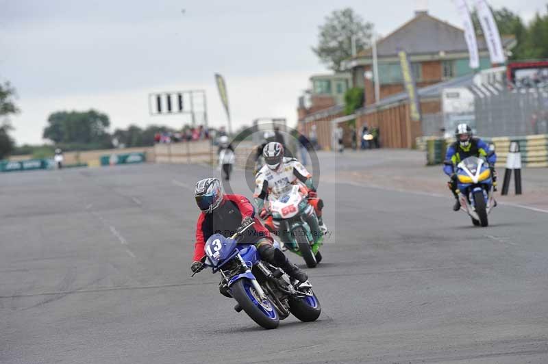 Motorcycle action photographs;cadwell;cadwell park photographs;event digital images;eventdigitalimages;motor racing louth lincolnshire;no limits trackdays;peter wileman photography;trackday;trackday digital images;trackday photos