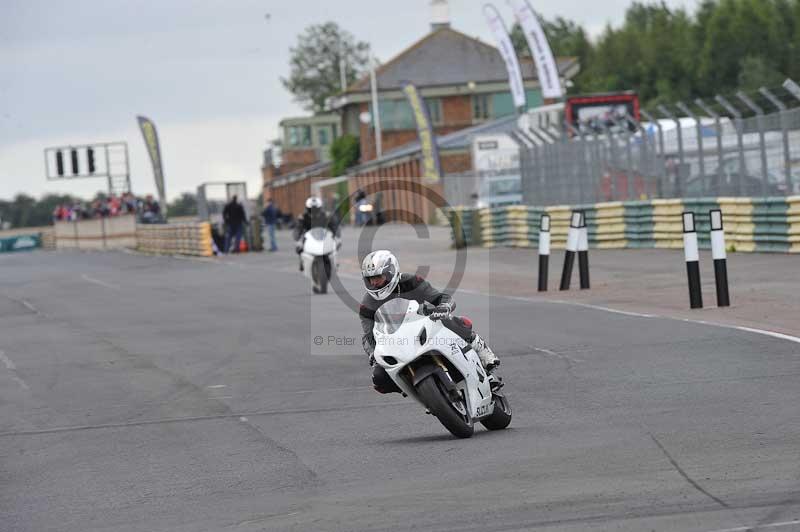 Motorcycle action photographs;cadwell;cadwell park photographs;event digital images;eventdigitalimages;motor racing louth lincolnshire;no limits trackdays;peter wileman photography;trackday;trackday digital images;trackday photos