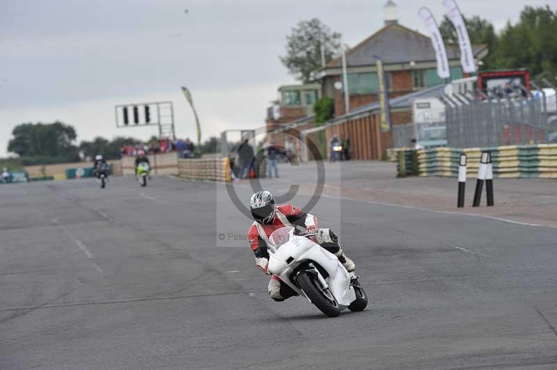 Motorcycle action photographs;cadwell;cadwell park photographs;event digital images;eventdigitalimages;motor racing louth lincolnshire;no limits trackdays;peter wileman photography;trackday;trackday digital images;trackday photos