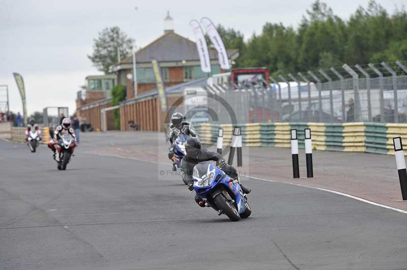 Motorcycle action photographs;cadwell;cadwell park photographs;event digital images;eventdigitalimages;motor racing louth lincolnshire;no limits trackdays;peter wileman photography;trackday;trackday digital images;trackday photos