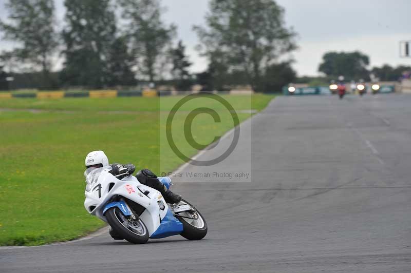 Motorcycle action photographs;cadwell;cadwell park photographs;event digital images;eventdigitalimages;motor racing louth lincolnshire;no limits trackdays;peter wileman photography;trackday;trackday digital images;trackday photos