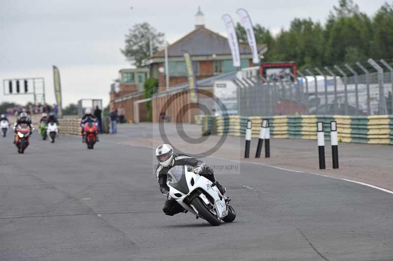 Motorcycle action photographs;cadwell;cadwell park photographs;event digital images;eventdigitalimages;motor racing louth lincolnshire;no limits trackdays;peter wileman photography;trackday;trackday digital images;trackday photos
