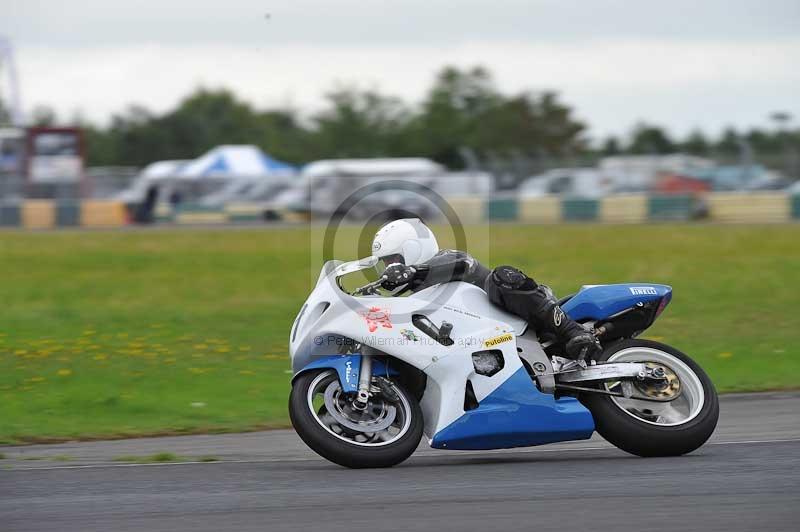 Motorcycle action photographs;cadwell;cadwell park photographs;event digital images;eventdigitalimages;motor racing louth lincolnshire;no limits trackdays;peter wileman photography;trackday;trackday digital images;trackday photos