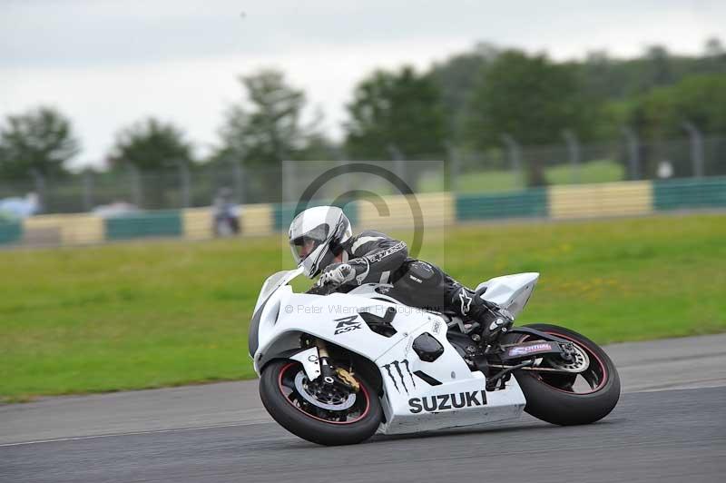Motorcycle action photographs;cadwell;cadwell park photographs;event digital images;eventdigitalimages;motor racing louth lincolnshire;no limits trackdays;peter wileman photography;trackday;trackday digital images;trackday photos