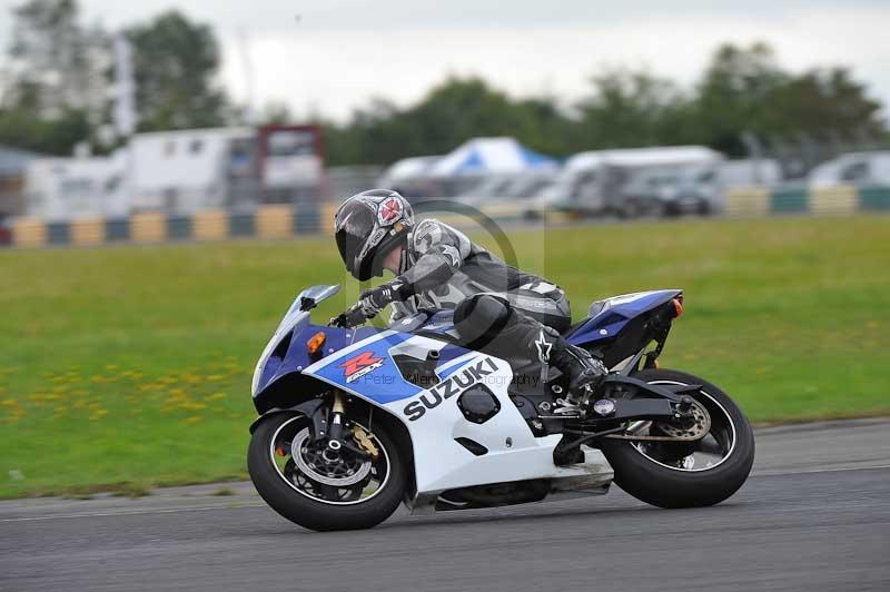 Motorcycle action photographs;cadwell;cadwell park photographs;event digital images;eventdigitalimages;motor racing louth lincolnshire;no limits trackdays;peter wileman photography;trackday;trackday digital images;trackday photos