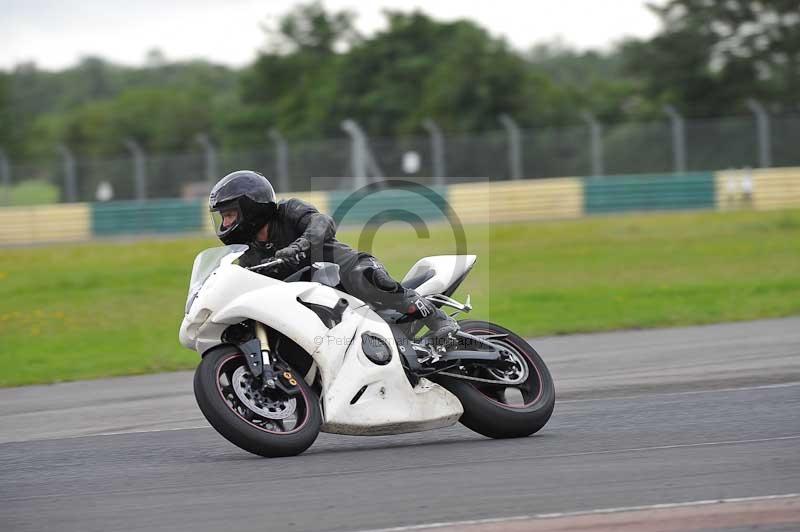 Motorcycle action photographs;cadwell;cadwell park photographs;event digital images;eventdigitalimages;motor racing louth lincolnshire;no limits trackdays;peter wileman photography;trackday;trackday digital images;trackday photos