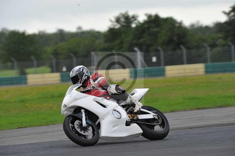 Motorcycle action photographs;cadwell;cadwell park photographs;event digital images;eventdigitalimages;motor racing louth lincolnshire;no limits trackdays;peter wileman photography;trackday;trackday digital images;trackday photos