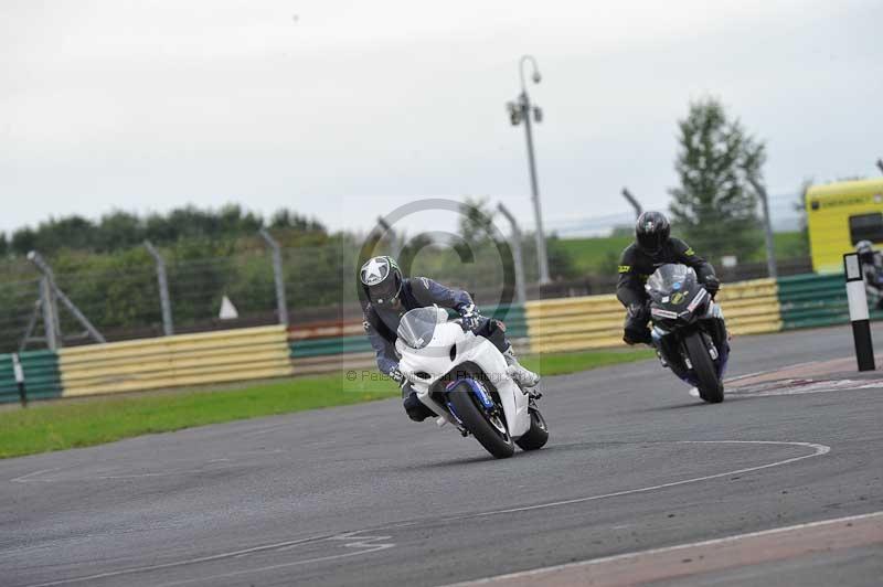 Motorcycle action photographs;cadwell;cadwell park photographs;event digital images;eventdigitalimages;motor racing louth lincolnshire;no limits trackdays;peter wileman photography;trackday;trackday digital images;trackday photos