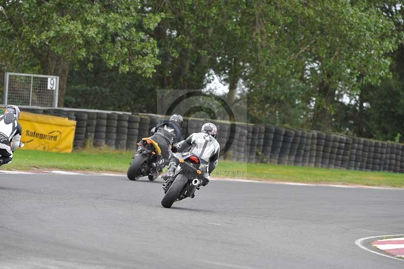 Motorcycle action photographs;cadwell;cadwell park photographs;event digital images;eventdigitalimages;motor racing louth lincolnshire;no limits trackdays;peter wileman photography;trackday;trackday digital images;trackday photos