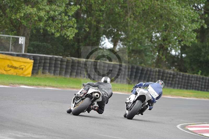 Motorcycle action photographs;cadwell;cadwell park photographs;event digital images;eventdigitalimages;motor racing louth lincolnshire;no limits trackdays;peter wileman photography;trackday;trackday digital images;trackday photos