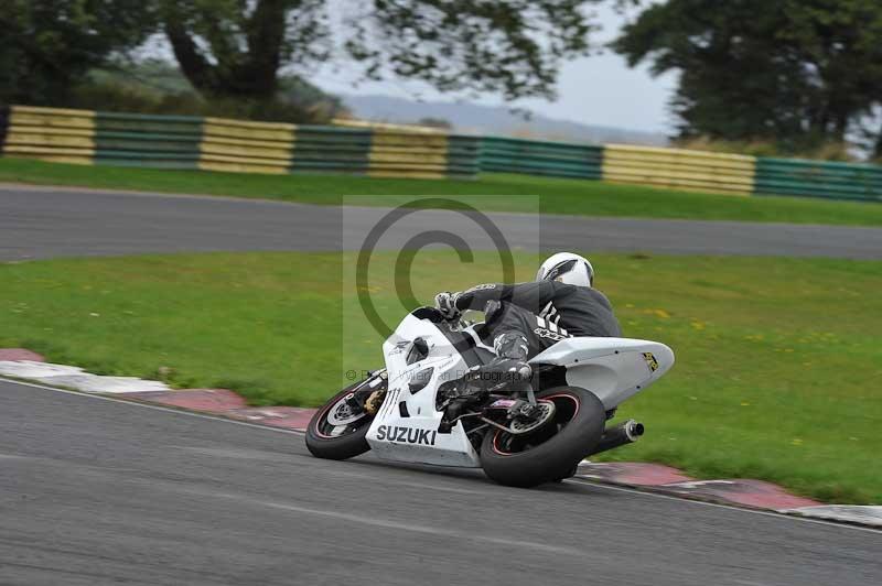 Motorcycle action photographs;cadwell;cadwell park photographs;event digital images;eventdigitalimages;motor racing louth lincolnshire;no limits trackdays;peter wileman photography;trackday;trackday digital images;trackday photos