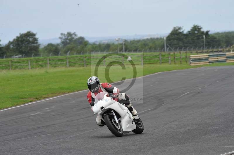 Motorcycle action photographs;cadwell;cadwell park photographs;event digital images;eventdigitalimages;motor racing louth lincolnshire;no limits trackdays;peter wileman photography;trackday;trackday digital images;trackday photos