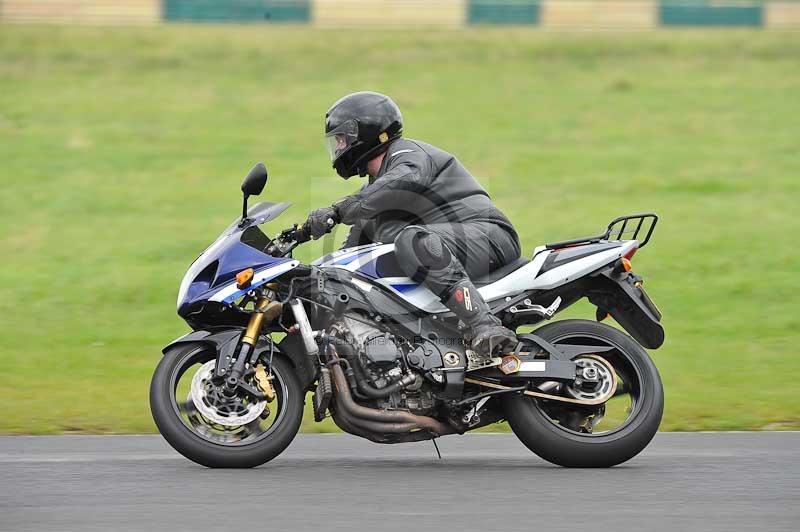 Motorcycle action photographs;cadwell;cadwell park photographs;event digital images;eventdigitalimages;motor racing louth lincolnshire;no limits trackdays;peter wileman photography;trackday;trackday digital images;trackday photos