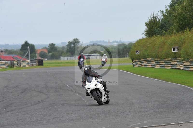 Motorcycle action photographs;cadwell;cadwell park photographs;event digital images;eventdigitalimages;motor racing louth lincolnshire;no limits trackdays;peter wileman photography;trackday;trackday digital images;trackday photos