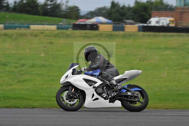 Motorcycle action photographs;cadwell;cadwell park photographs;event digital images;eventdigitalimages;motor racing louth lincolnshire;no limits trackdays;peter wileman photography;trackday;trackday digital images;trackday photos