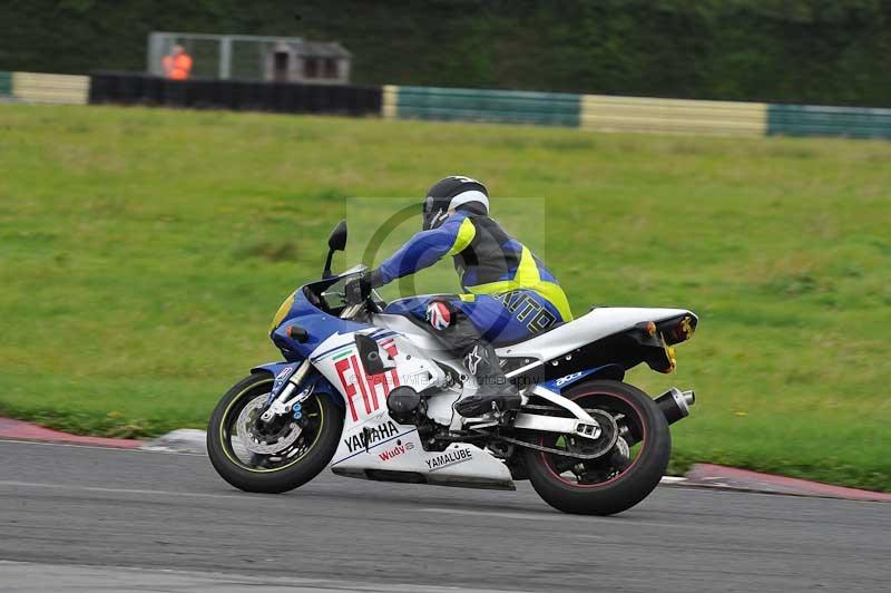 Motorcycle action photographs;cadwell;cadwell park photographs;event digital images;eventdigitalimages;motor racing louth lincolnshire;no limits trackdays;peter wileman photography;trackday;trackday digital images;trackday photos