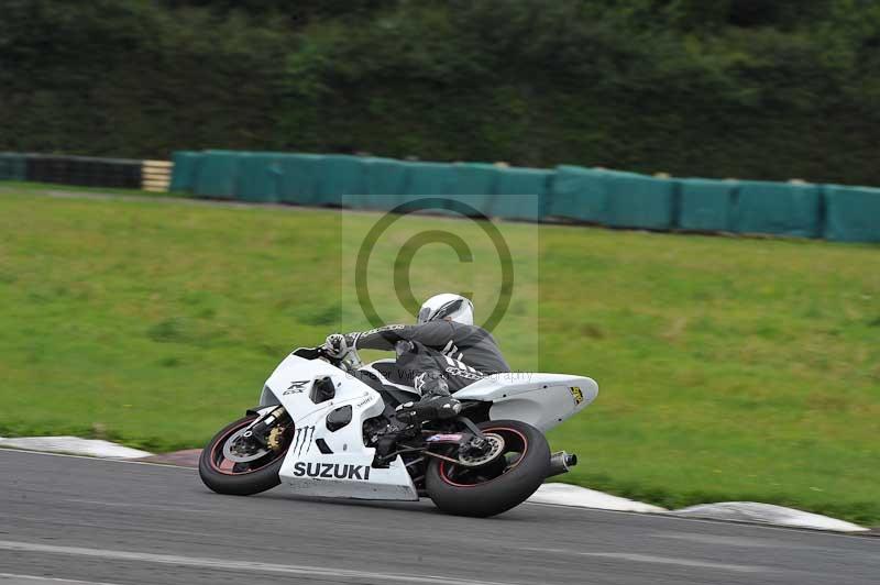 Motorcycle action photographs;cadwell;cadwell park photographs;event digital images;eventdigitalimages;motor racing louth lincolnshire;no limits trackdays;peter wileman photography;trackday;trackday digital images;trackday photos