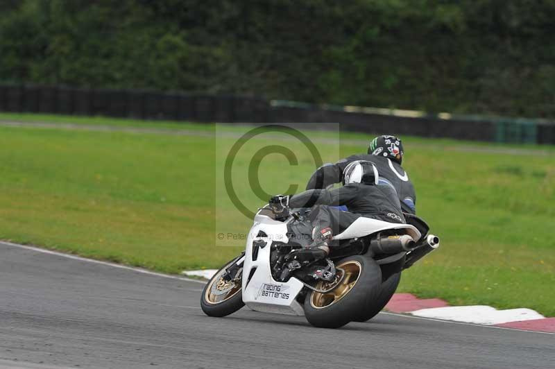 Motorcycle action photographs;cadwell;cadwell park photographs;event digital images;eventdigitalimages;motor racing louth lincolnshire;no limits trackdays;peter wileman photography;trackday;trackday digital images;trackday photos