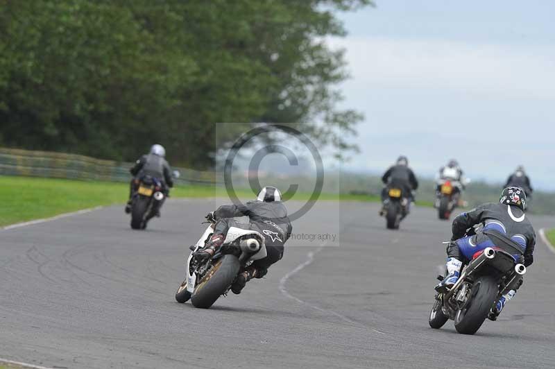 Motorcycle action photographs;cadwell;cadwell park photographs;event digital images;eventdigitalimages;motor racing louth lincolnshire;no limits trackdays;peter wileman photography;trackday;trackday digital images;trackday photos
