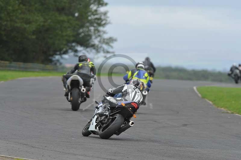 Motorcycle action photographs;cadwell;cadwell park photographs;event digital images;eventdigitalimages;motor racing louth lincolnshire;no limits trackdays;peter wileman photography;trackday;trackday digital images;trackday photos
