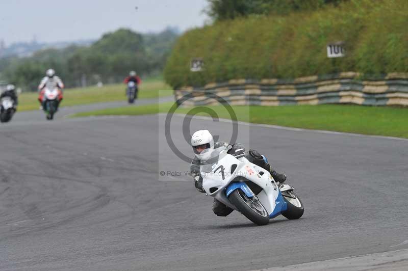 Motorcycle action photographs;cadwell;cadwell park photographs;event digital images;eventdigitalimages;motor racing louth lincolnshire;no limits trackdays;peter wileman photography;trackday;trackday digital images;trackday photos