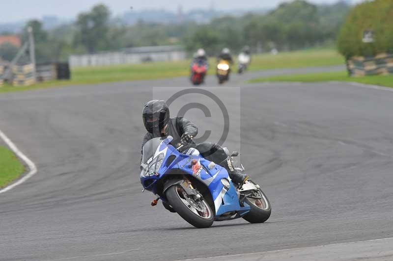 Motorcycle action photographs;cadwell;cadwell park photographs;event digital images;eventdigitalimages;motor racing louth lincolnshire;no limits trackdays;peter wileman photography;trackday;trackday digital images;trackday photos