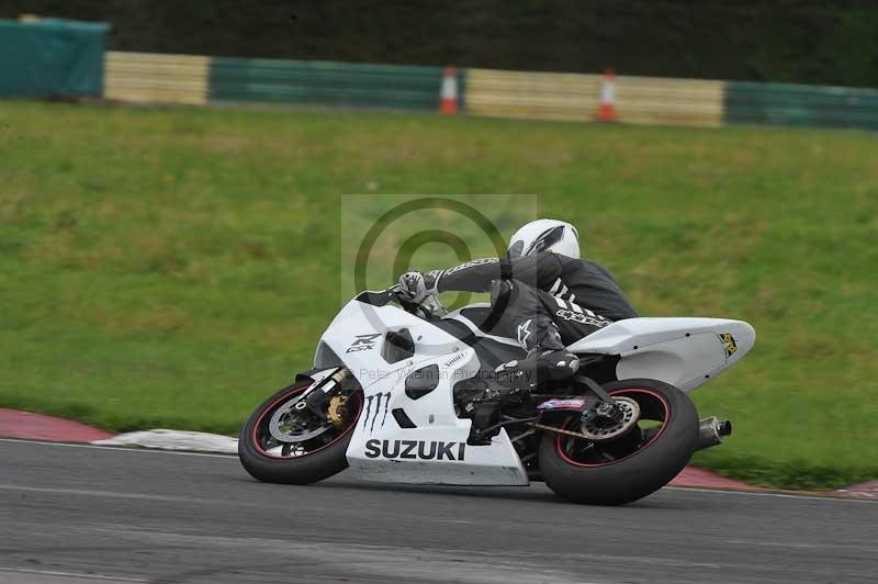 Motorcycle action photographs;cadwell;cadwell park photographs;event digital images;eventdigitalimages;motor racing louth lincolnshire;no limits trackdays;peter wileman photography;trackday;trackday digital images;trackday photos