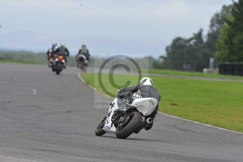 Motorcycle action photographs;cadwell;cadwell park photographs;event digital images;eventdigitalimages;motor racing louth lincolnshire;no limits trackdays;peter wileman photography;trackday;trackday digital images;trackday photos