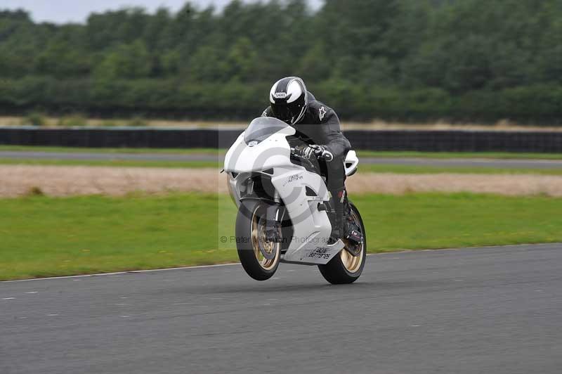 Motorcycle action photographs;cadwell;cadwell park photographs;event digital images;eventdigitalimages;motor racing louth lincolnshire;no limits trackdays;peter wileman photography;trackday;trackday digital images;trackday photos