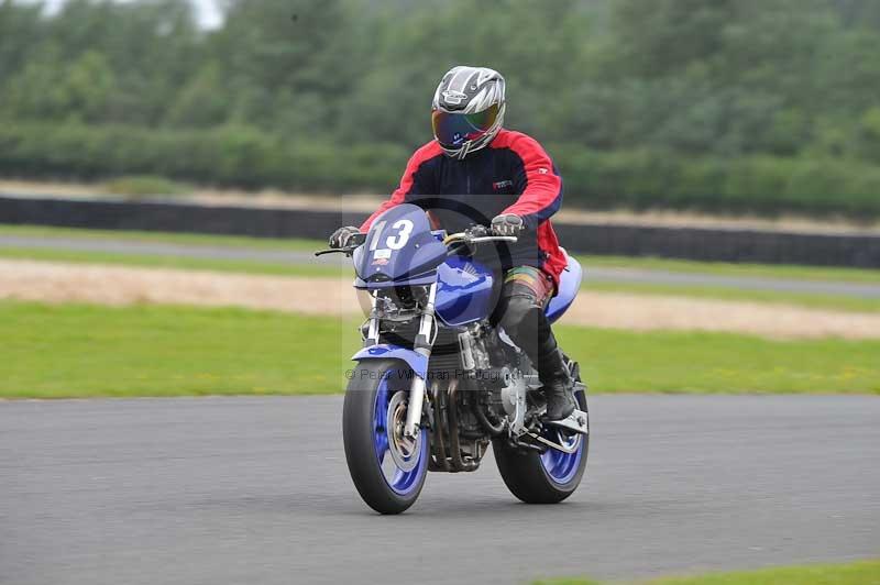 Motorcycle action photographs;cadwell;cadwell park photographs;event digital images;eventdigitalimages;motor racing louth lincolnshire;no limits trackdays;peter wileman photography;trackday;trackday digital images;trackday photos