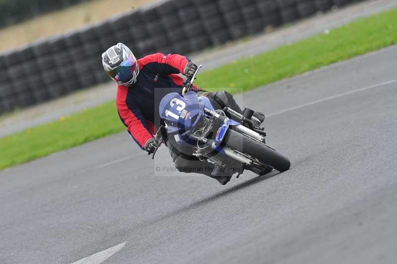 Motorcycle action photographs;cadwell;cadwell park photographs;event digital images;eventdigitalimages;motor racing louth lincolnshire;no limits trackdays;peter wileman photography;trackday;trackday digital images;trackday photos