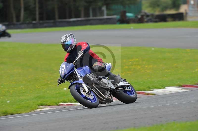 Motorcycle action photographs;cadwell;cadwell park photographs;event digital images;eventdigitalimages;motor racing louth lincolnshire;no limits trackdays;peter wileman photography;trackday;trackday digital images;trackday photos