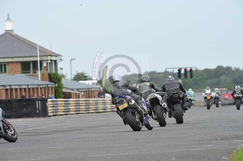 Motorcycle action photographs;cadwell;cadwell park photographs;event digital images;eventdigitalimages;motor racing louth lincolnshire;no limits trackdays;peter wileman photography;trackday;trackday digital images;trackday photos