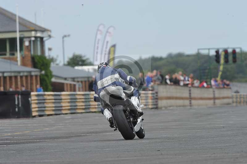 Motorcycle action photographs;cadwell;cadwell park photographs;event digital images;eventdigitalimages;motor racing louth lincolnshire;no limits trackdays;peter wileman photography;trackday;trackday digital images;trackday photos