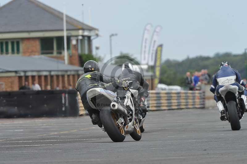 Motorcycle action photographs;cadwell;cadwell park photographs;event digital images;eventdigitalimages;motor racing louth lincolnshire;no limits trackdays;peter wileman photography;trackday;trackday digital images;trackday photos