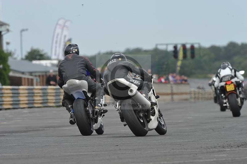 Motorcycle action photographs;cadwell;cadwell park photographs;event digital images;eventdigitalimages;motor racing louth lincolnshire;no limits trackdays;peter wileman photography;trackday;trackday digital images;trackday photos