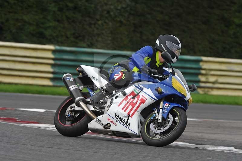 Motorcycle action photographs;cadwell;cadwell park photographs;event digital images;eventdigitalimages;motor racing louth lincolnshire;no limits trackdays;peter wileman photography;trackday;trackday digital images;trackday photos