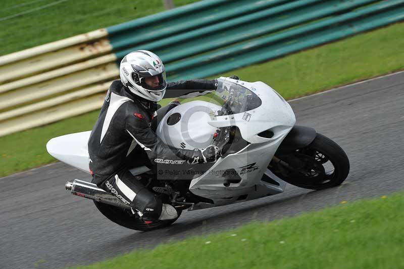 Motorcycle action photographs;cadwell;cadwell park photographs;event digital images;eventdigitalimages;motor racing louth lincolnshire;no limits trackdays;peter wileman photography;trackday;trackday digital images;trackday photos