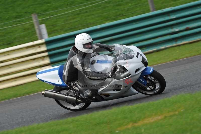 Motorcycle action photographs;cadwell;cadwell park photographs;event digital images;eventdigitalimages;motor racing louth lincolnshire;no limits trackdays;peter wileman photography;trackday;trackday digital images;trackday photos