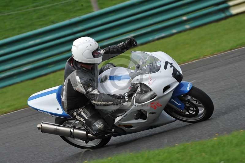 Motorcycle action photographs;cadwell;cadwell park photographs;event digital images;eventdigitalimages;motor racing louth lincolnshire;no limits trackdays;peter wileman photography;trackday;trackday digital images;trackday photos
