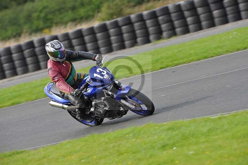 Motorcycle action photographs;cadwell;cadwell park photographs;event digital images;eventdigitalimages;motor racing louth lincolnshire;no limits trackdays;peter wileman photography;trackday;trackday digital images;trackday photos