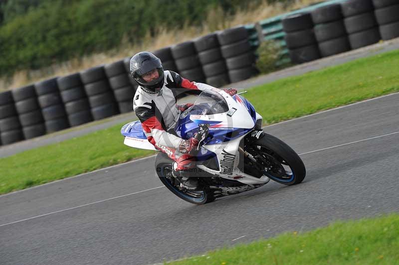 Motorcycle action photographs;cadwell;cadwell park photographs;event digital images;eventdigitalimages;motor racing louth lincolnshire;no limits trackdays;peter wileman photography;trackday;trackday digital images;trackday photos
