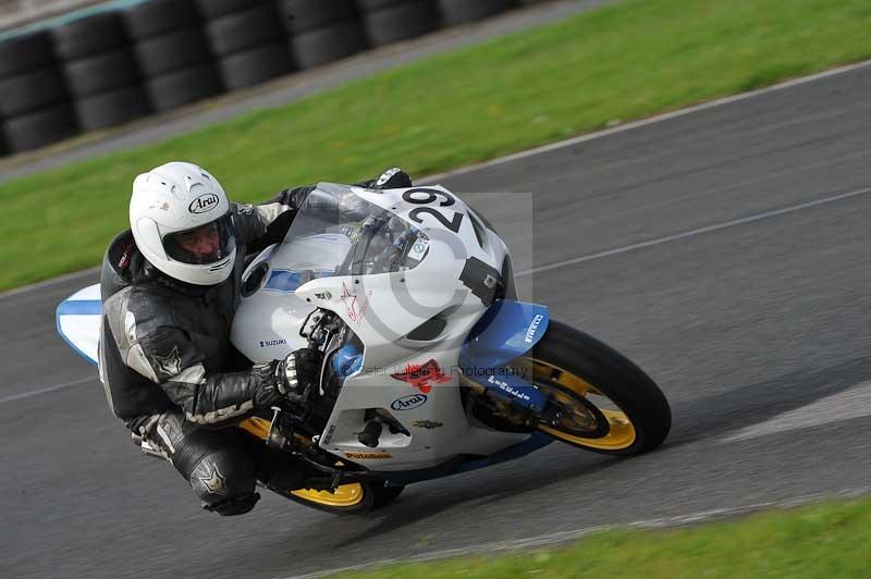 Motorcycle action photographs;cadwell;cadwell park photographs;event digital images;eventdigitalimages;motor racing louth lincolnshire;no limits trackdays;peter wileman photography;trackday;trackday digital images;trackday photos