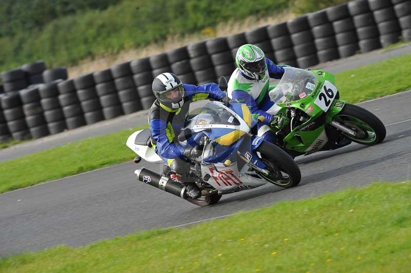 Motorcycle action photographs;cadwell;cadwell park photographs;event digital images;eventdigitalimages;motor racing louth lincolnshire;no limits trackdays;peter wileman photography;trackday;trackday digital images;trackday photos