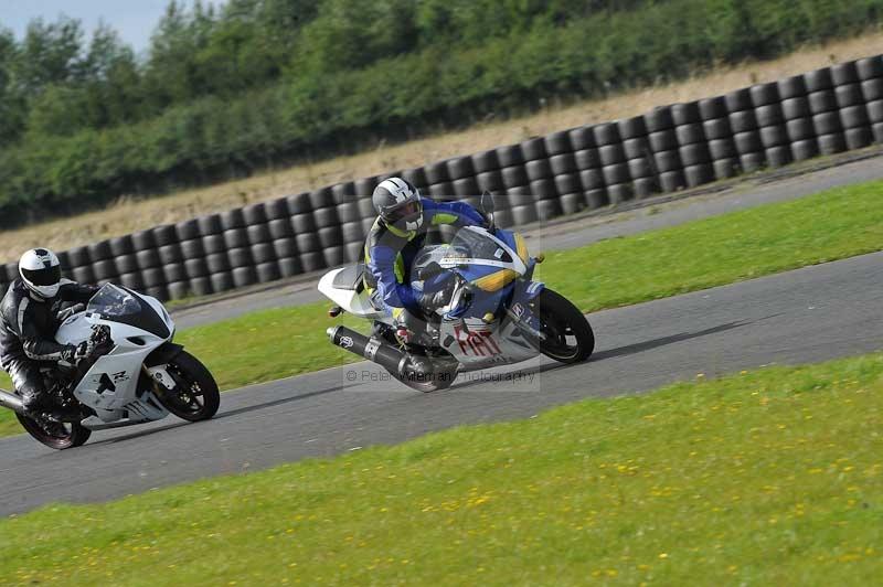 Motorcycle action photographs;cadwell;cadwell park photographs;event digital images;eventdigitalimages;motor racing louth lincolnshire;no limits trackdays;peter wileman photography;trackday;trackday digital images;trackday photos